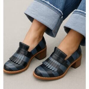 The Office of Angela Scott Miss Day Striped Pumps Women's Size 40 Blue
